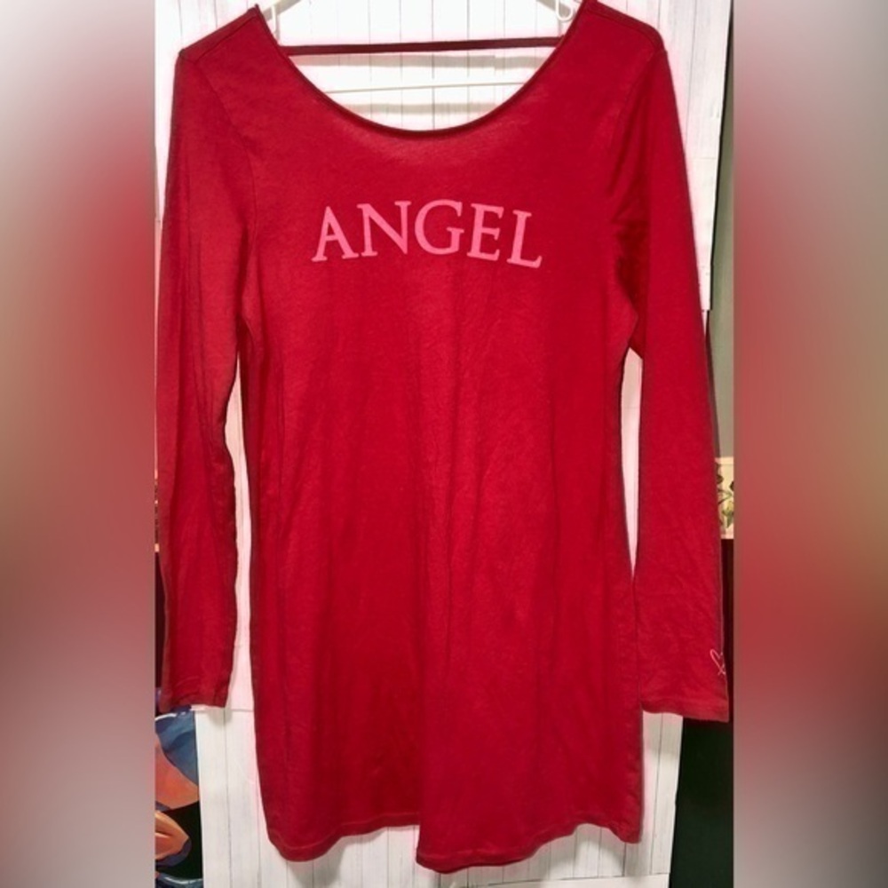 🧧Victoria’s Secret Red Angel open back long sleeve T-shirt Size Large